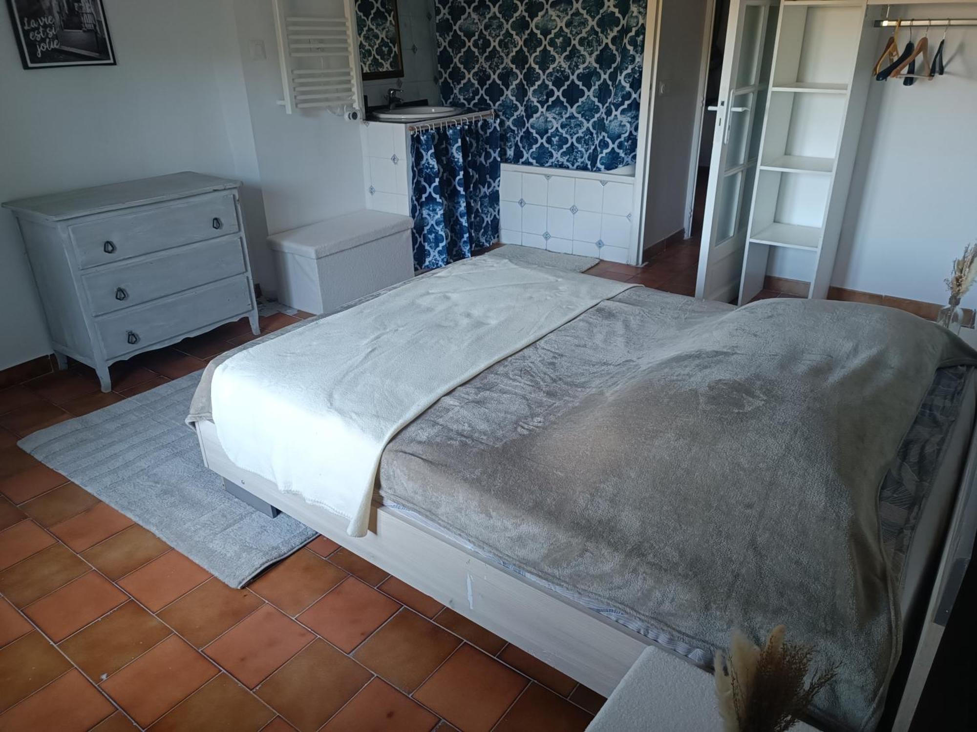 Au Puits De Figa Apartman Figanières Kültér fotó